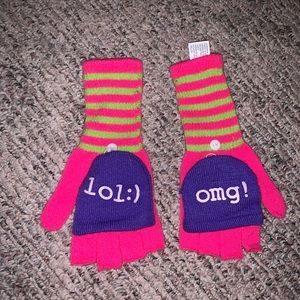 Girl’s Size Striped Gloves/ Mittens!!